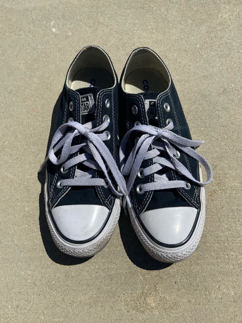 Converse Chuck Taylor All Star Low-Top Canvas Sneakers in Black White Size W7 M5